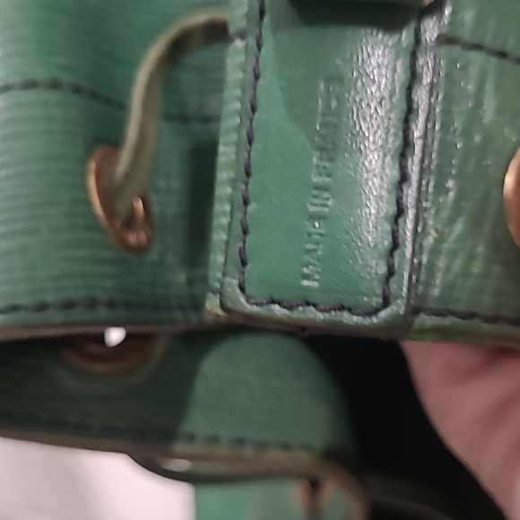 SOLD - Authentic Louis Vuitton - Picture 12 of 14